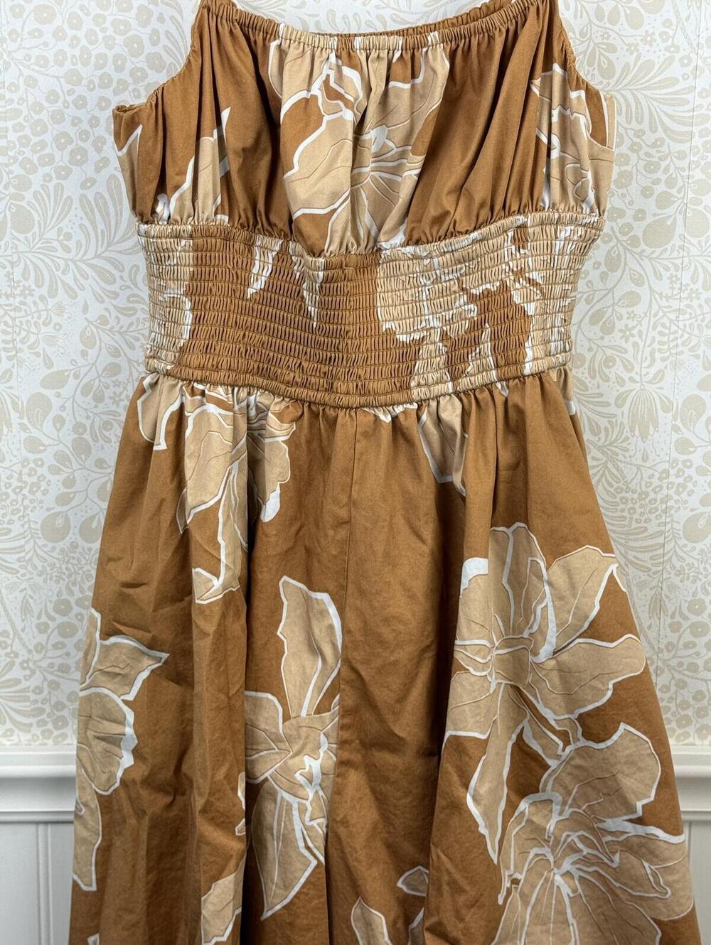 Hutch by Anthropologie Tan Floral Sleeveless Smocked 5" Romper - Size - Small - Picture 8 of 10